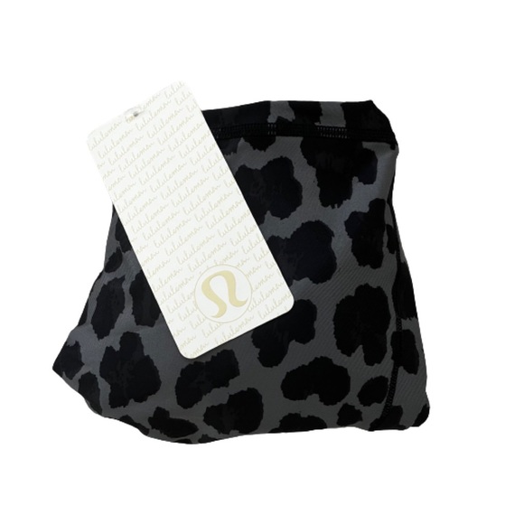 NWT Lululemon Meshed Up Tank Size 4 Black Gray Cheetah Print - Picture 12 of 12